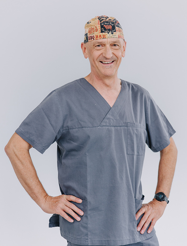 Erfahrener Anästhesiearzt der Narkosen Magdeburg, sichere Narkoseverfahren für Erwachsene und Kinder